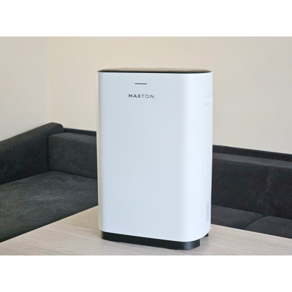 Осушувач повітря Maxton Lumo 8 з іонізатором та Wi-Fi 